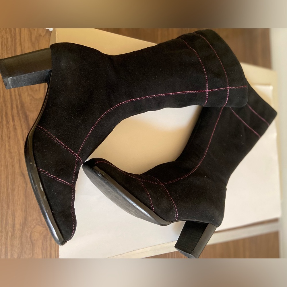 Black Suede Women's Middle Calf Length Boots size 39 in good condition